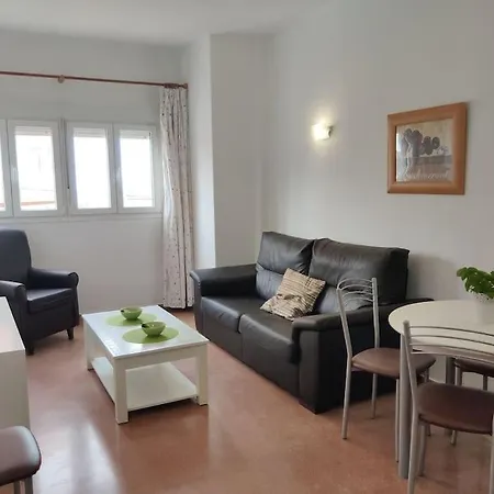 Breathe - Surf, Piscinas Naturales, Senderismo * Bajamar (La Laguna)